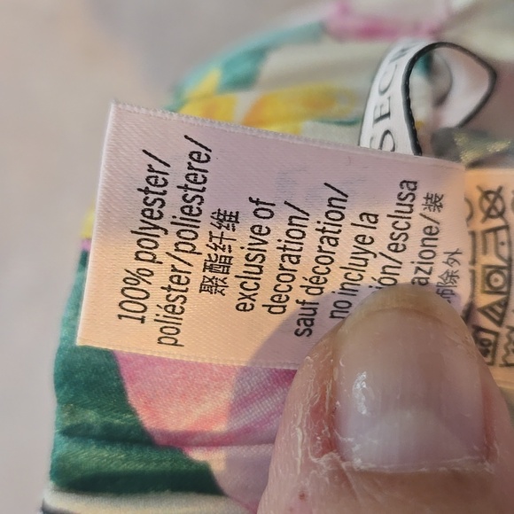 Victoria's Secret Silky Multi-Colored Floral Lounge/Sleep Shorts - Picture 8 of 8